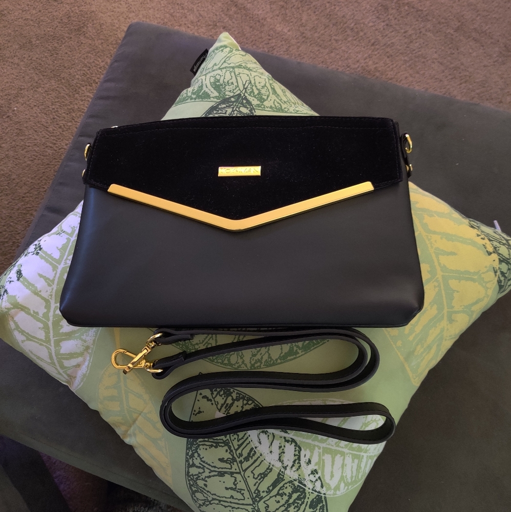 Joy & Iman Leather black clutch purse